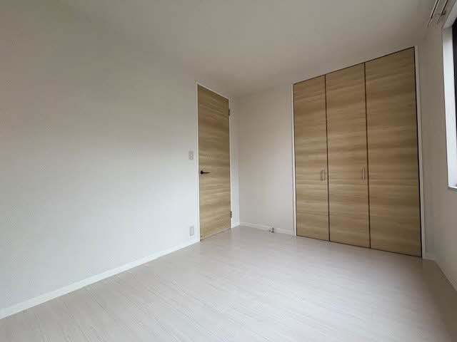 ディアスウエスト　Ｂ棟　＊＊ B0101号-6