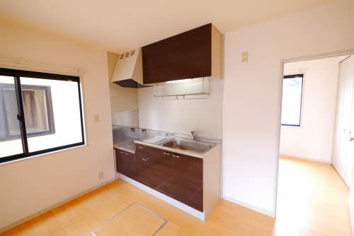 ファーネス　Ｅ棟　＊ E0102号-3