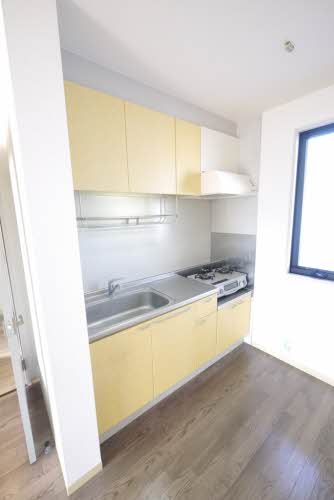 フェリース成和　＊＊ A0202号-2