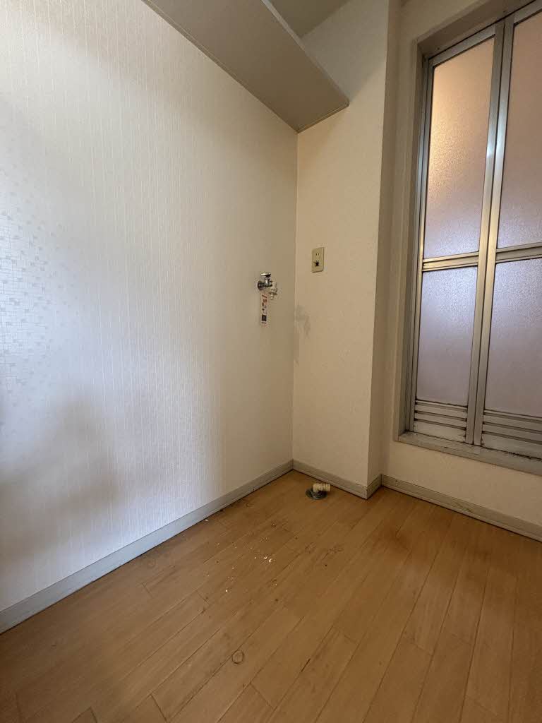 エスポワール吉田　Ｂ棟　＊＊ B0102号-6