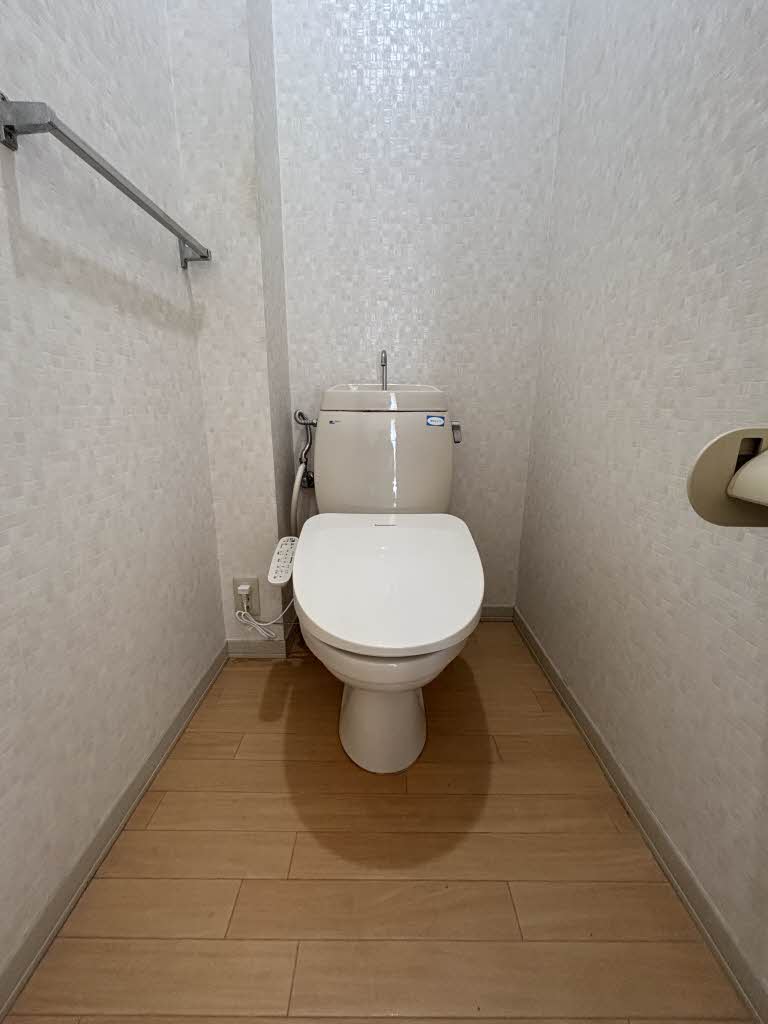 エスポワール吉田　Ｂ棟　＊＊ B0102号-13