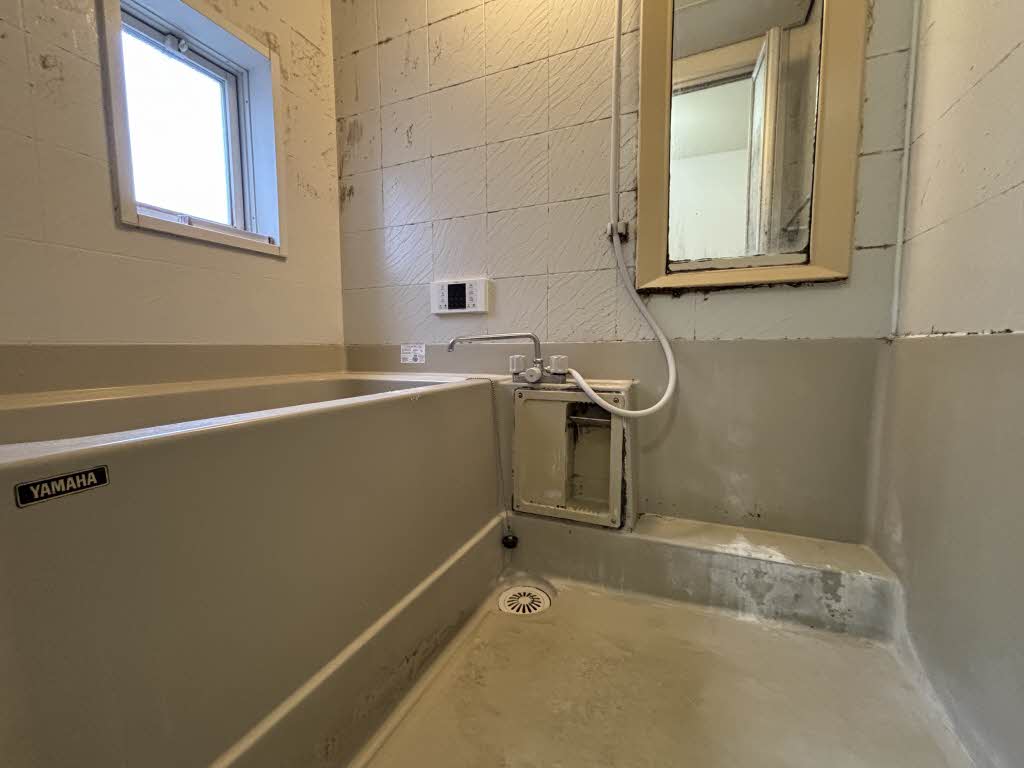 エスポワール尾上　Ｃ棟　＊ C0102号-4