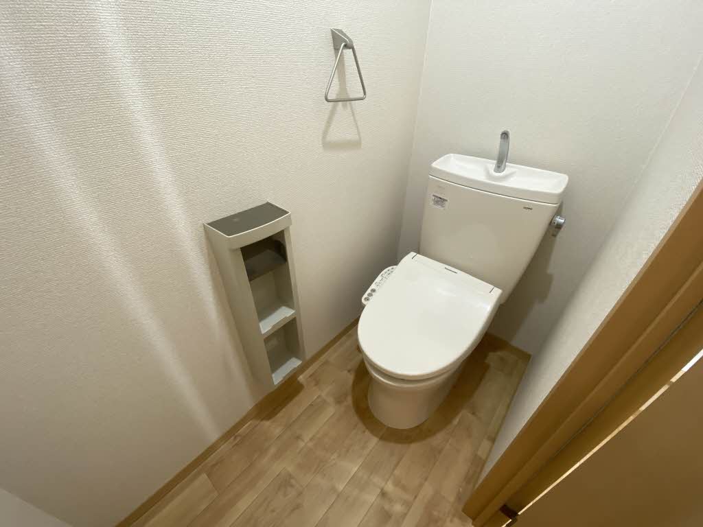 ウィステリア中曽根 Ⅱ ** A0202号-6