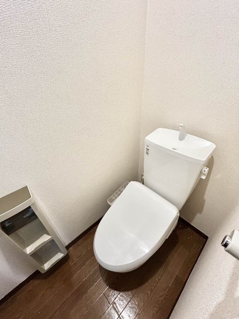 アクィール　＊＊ A0102号-9