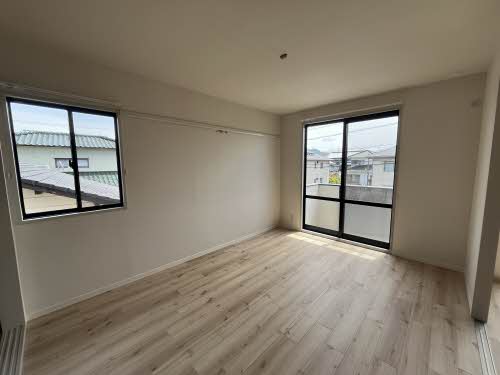 リバーサイド　＊ A0201号-8