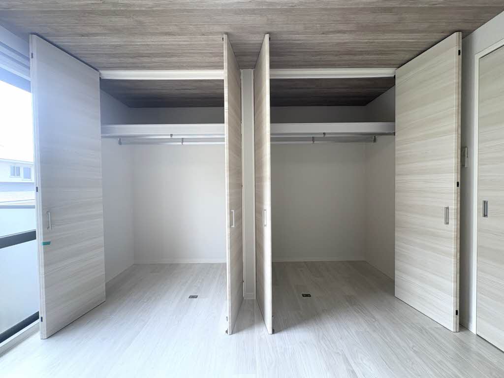 クレストコート　Ａ棟　＊＊ A0202号-8