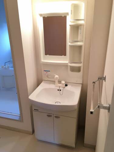 シャトルＭ　＊＊ A0101号-8