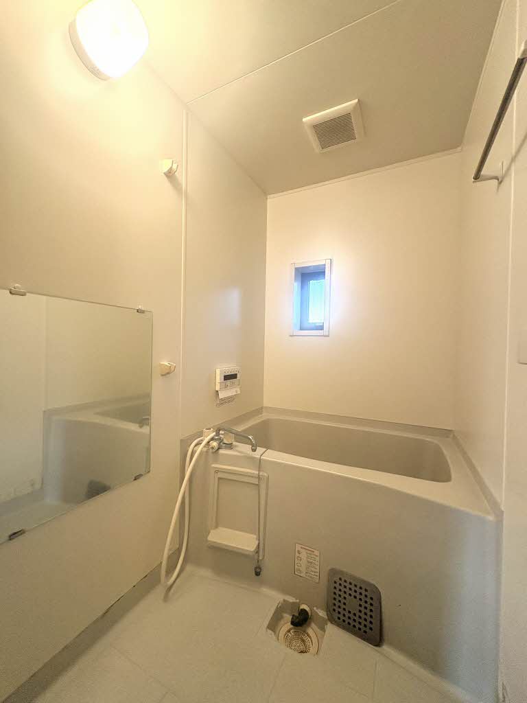 アヴェニール・アージュ　Ｄ棟　＊＊ D0201号-4