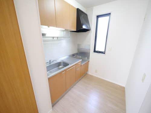 グローブ・たかの　Ｃ棟　＊＊ C0102号-3