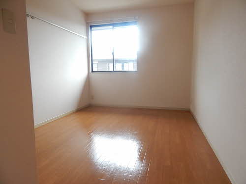 グローブ・たかの　Ｄ棟　＊＊ D0202号-5