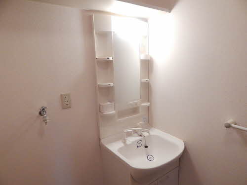 グローブ・たかの　Ｄ棟　＊＊ D0202号-9