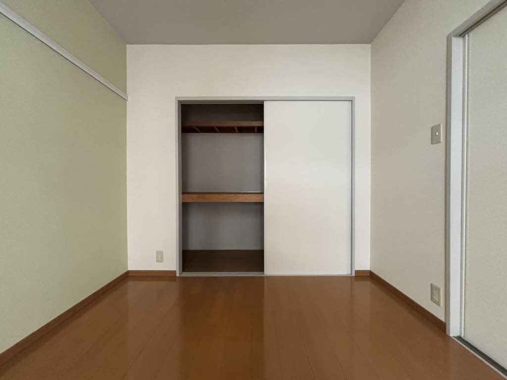 ファミール２１　＊＊ A0101号-10