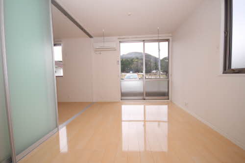 レジェンド Ⅱ棟 ** B0201号-2