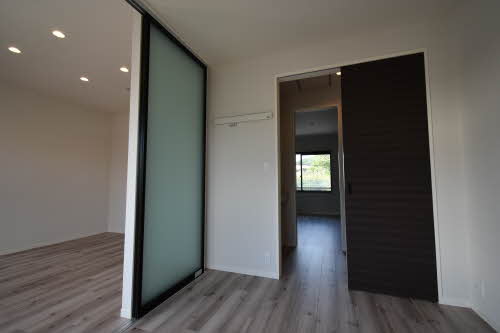 フレグランス高平　Ｃ棟　＊＊ C0201号-3