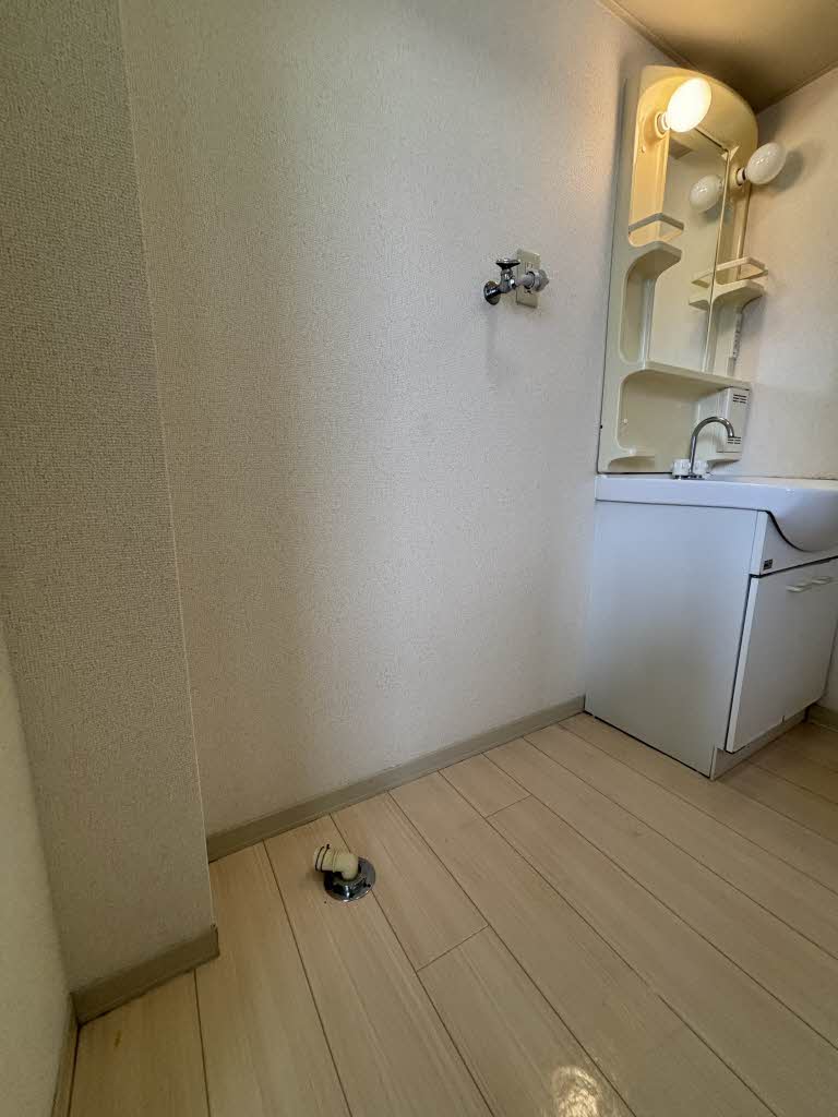 カーサディアス　＊＊ A0101号-6