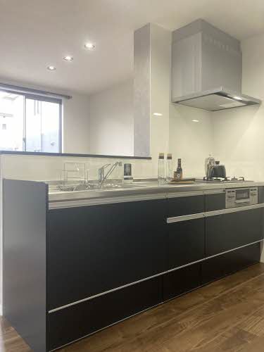 グランバリエ　フィールド　Ａ棟　＊A0102-3