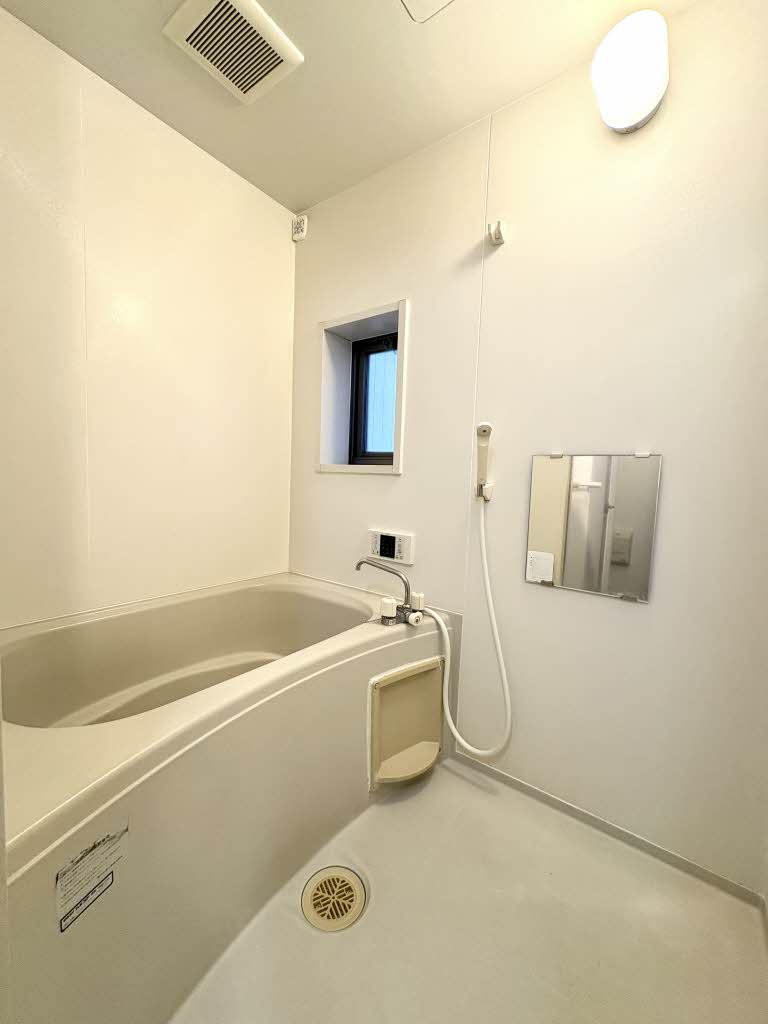 インフィオーレ芦田　Ｂ棟　＊＊ B0102号-4