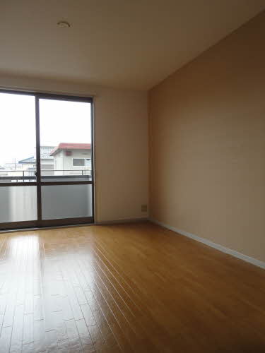 ルーチェレ・ドーマ E棟 * E0201号-2