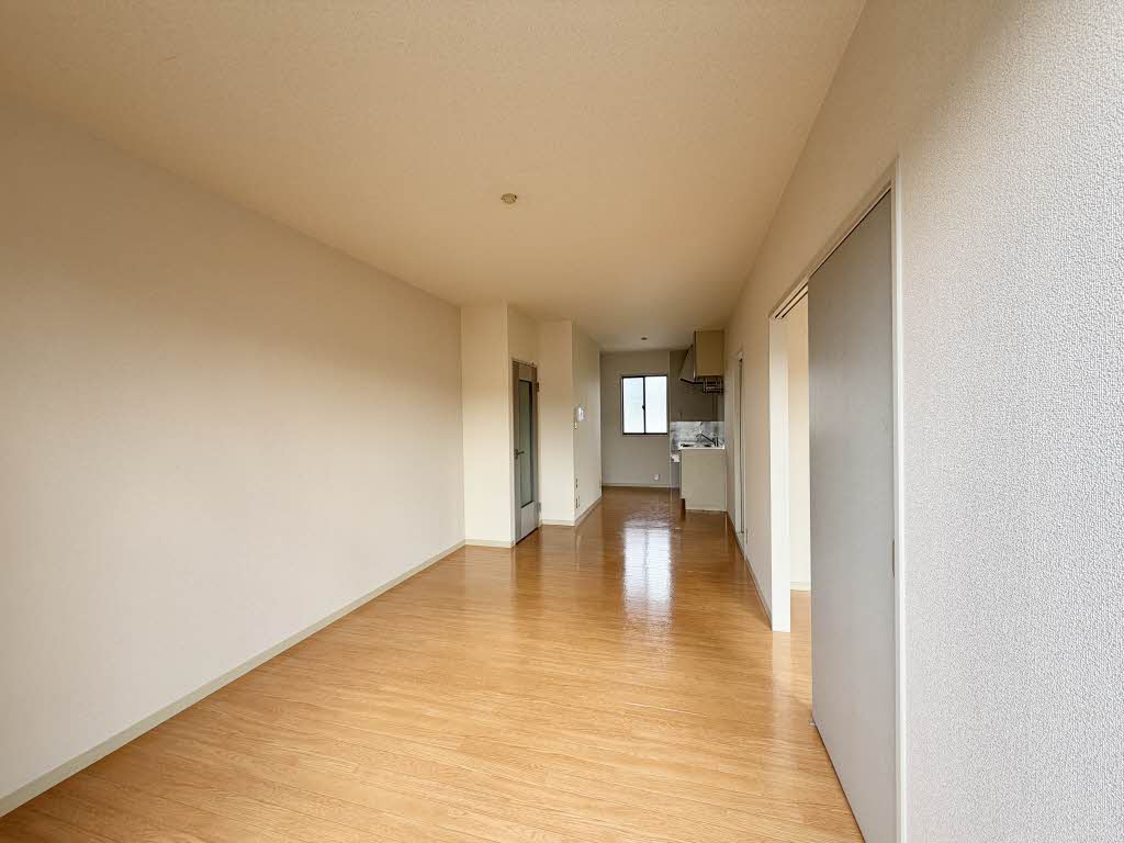 サニーデイ寺崎　＊＊ A0202号-14