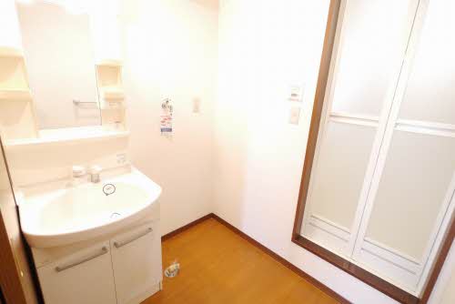 ドミール２００４　Ｂ棟　＊＊ B0102号-7