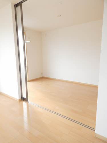 アムール美明　＊＊ A0202号-3