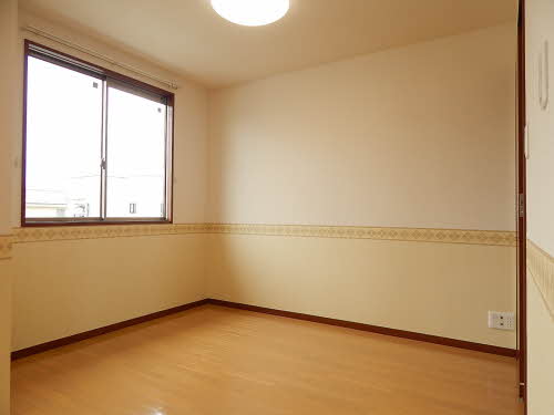 アントルティアン・ファミーユ　Ａ棟　＊＊ A0202号-4