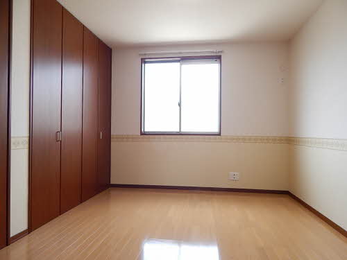 アントルティアン・ファミーユ　Ａ棟　＊＊ A0202号-5