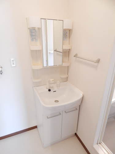 アントルティアン・ファミーユ　Ａ棟　＊＊ A0202号-9