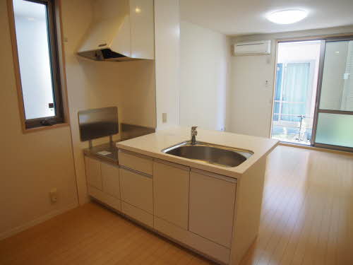 シャーメゾン夢咲　Ｂ棟　＊＊ B0102号-3