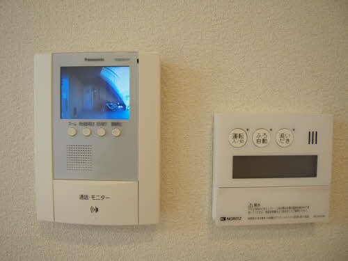 シャーメゾン夢咲　Ｂ棟　＊＊ B0102号-4