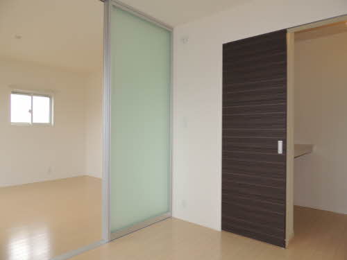 シャーメゾン・ヴィブレ２番館　Ａ棟　＊＊ A0102号-12