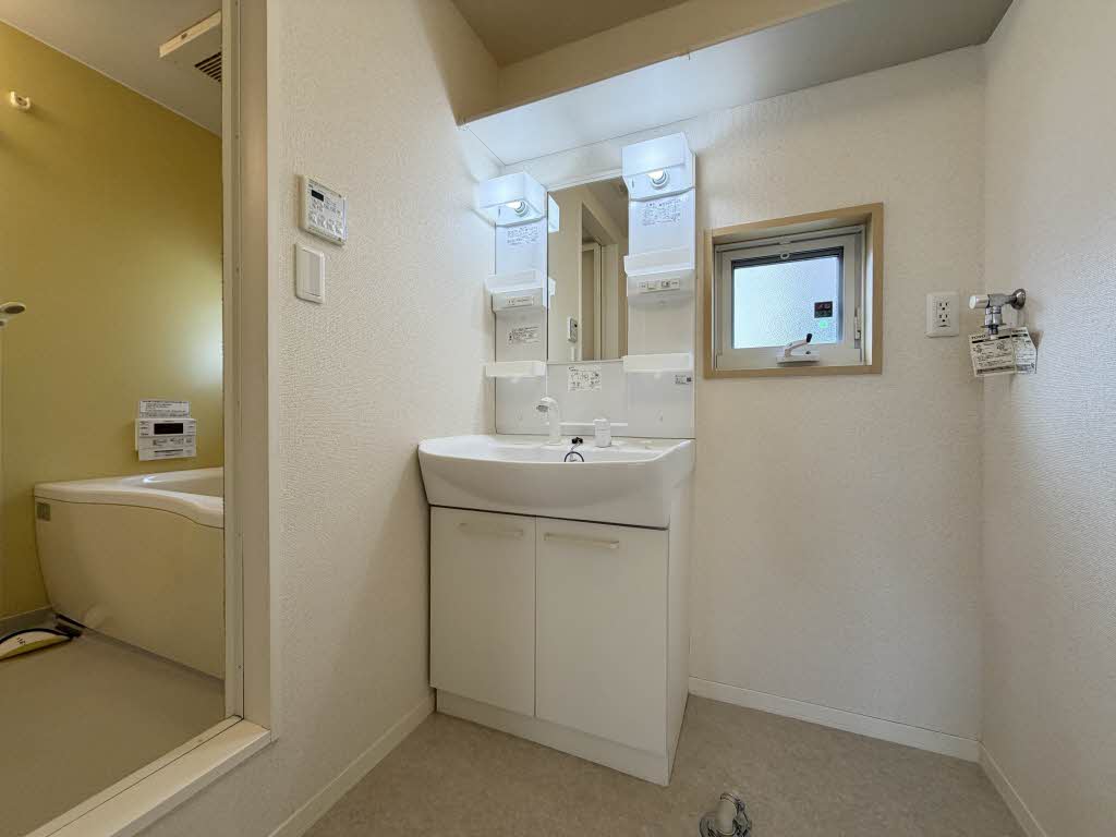 クレセオＪＣ　＊＊ A0101号-5