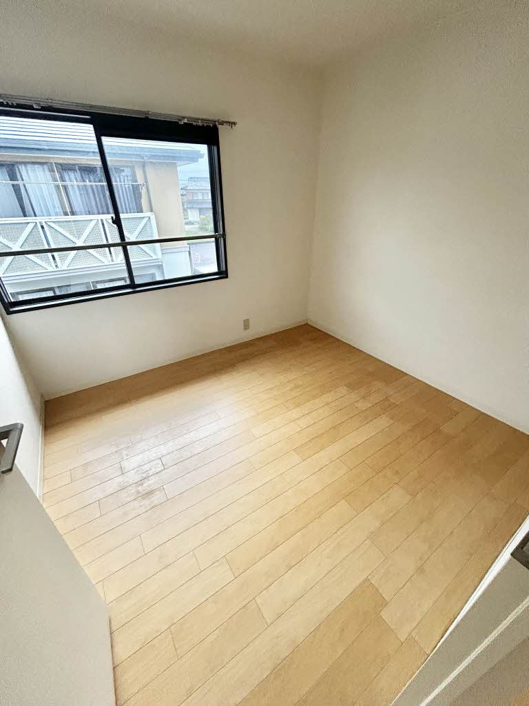 クレール福井　Ｂ棟　＊＊ B0201号-4