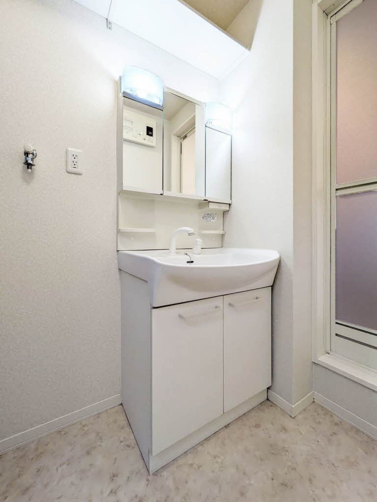 スリ－ゼ　Ⅰ棟　＊＊ A0202号-7