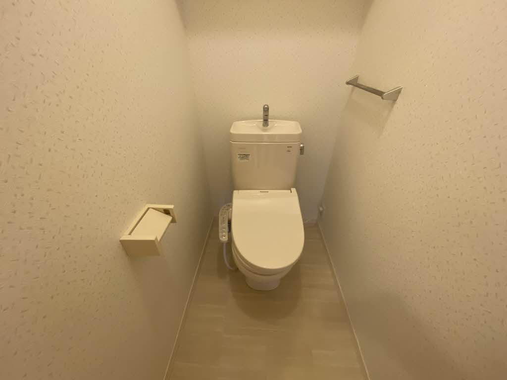 シャーメゾン西泉　Ｂ棟　＊＊ B0202号-6