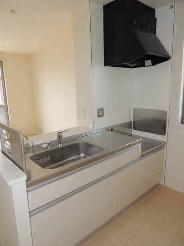 エステートＳＡＫＵＲＡ　Ｒ＆Ｃ　Ｒ棟　＊＊ R0201号-2