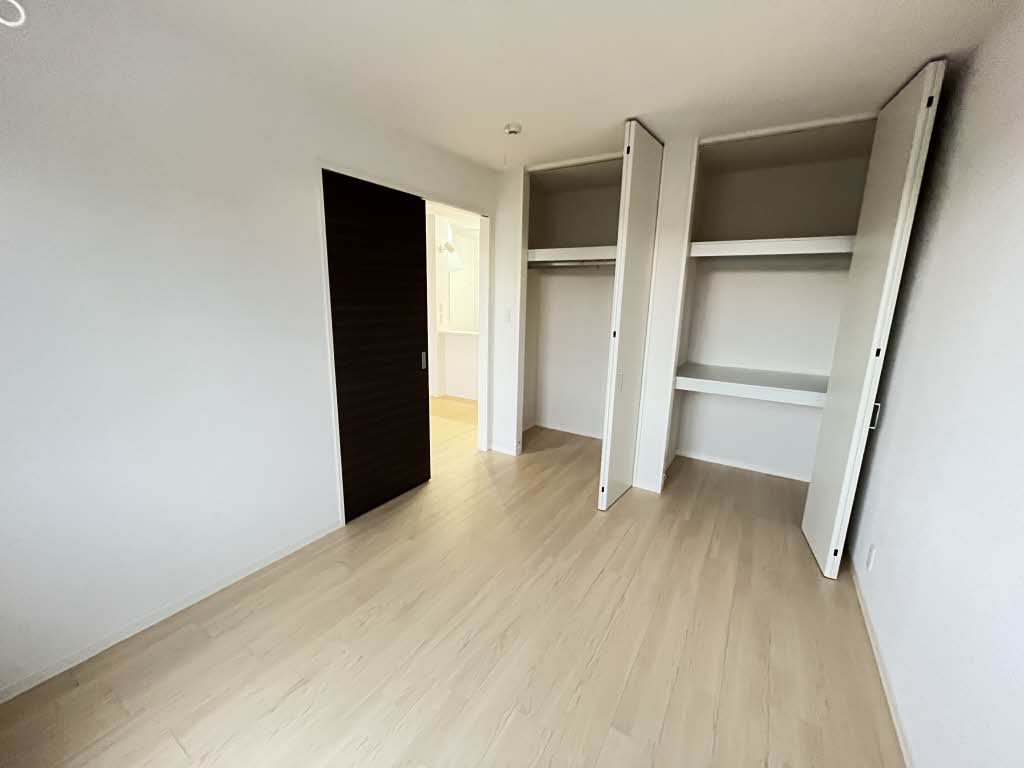 フォレストグリーン名島　Ｃ棟　＊ C0201号-12