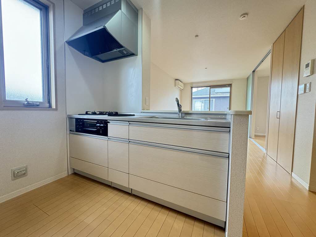 エアホルク　ヴィラ　Ｂ棟　＊＊ B0202号-3