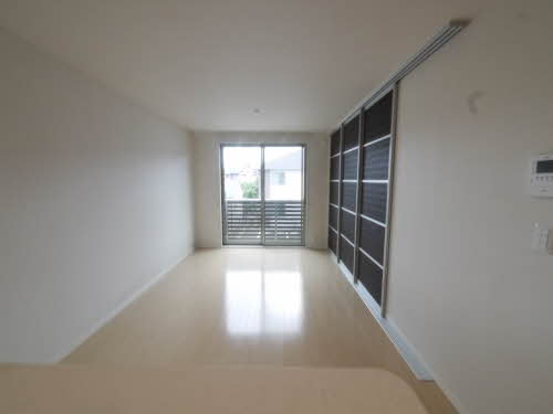 ドミール永犬丸　Ⅰ棟　＊＊ A0202号-3