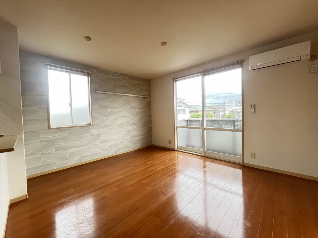 スクエア　Ｂ棟　＊ B0201号-2