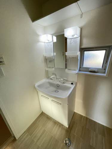 Ｍ’ｓスクエアⅢ　＊＊ A0101号-8