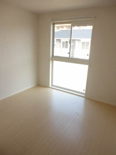 エアホルク　ヴィラ　Ｃ棟　＊＊ C0202号-4