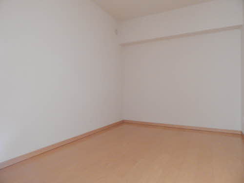 シャーメゾングランドソレイユ門司 ** A0204号-8