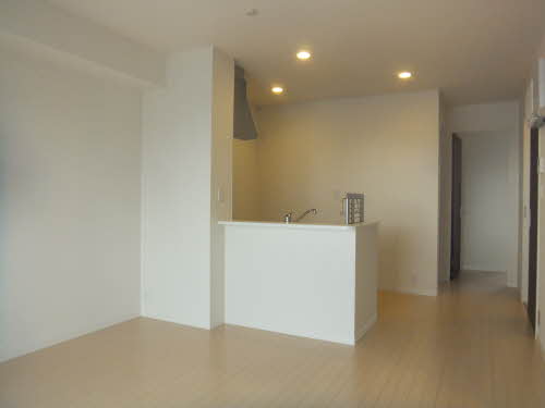 シャーメゾン　エルランド　Ⅱ棟　＊ B0201号-3