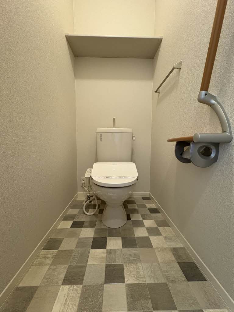 ヴィアソーレ　壱番館　＊＊ A0102号-8