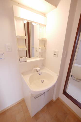 グランフィ－ル華里　＊＊ A0101号-6