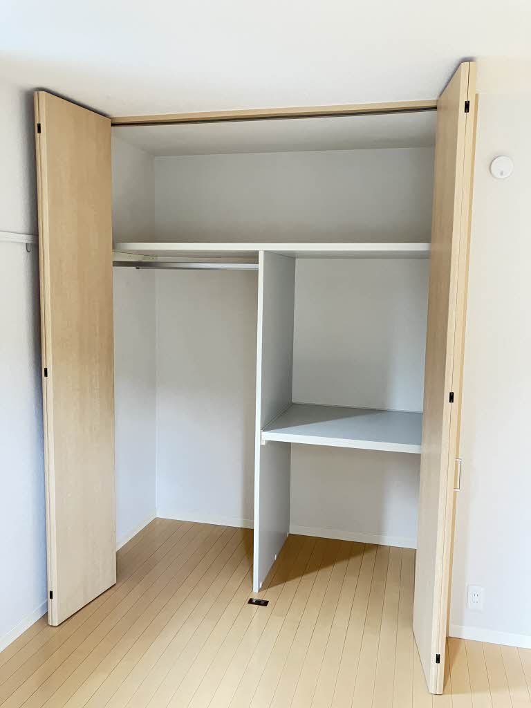 シャーメゾン志の　＊＊ A0101号-10