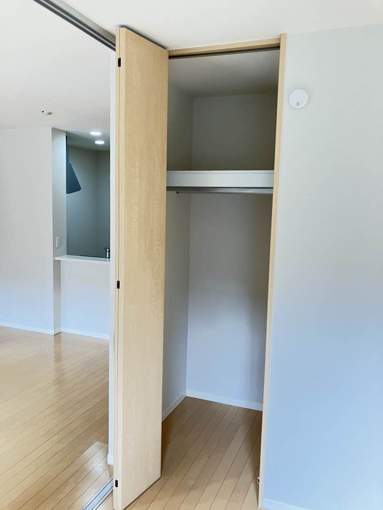 シャーメゾン志の　＊＊ A0101号-15