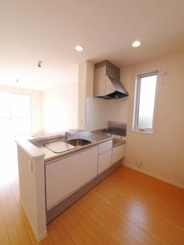 プリマベーラⅡ　Ａ棟　＊ A0201号-3