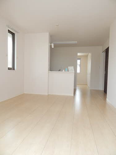 シャーメゾン日ノ出　＊＊ A0203号-2